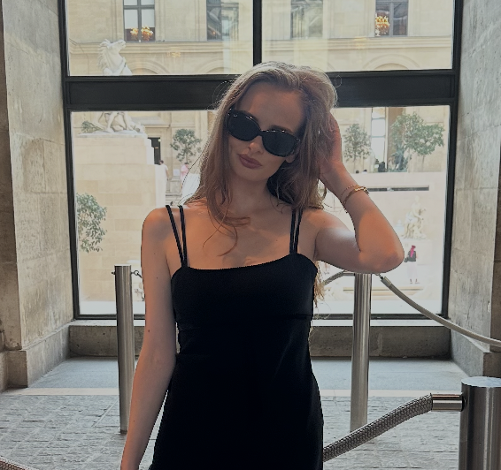 What to Wear in Paris: Advice From a Fashion Historian